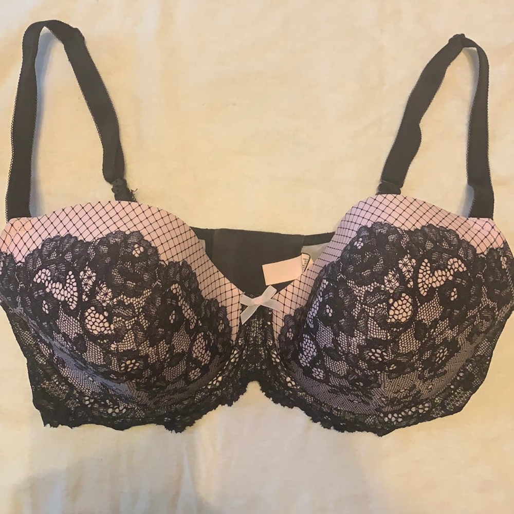 VS Bra 36DD